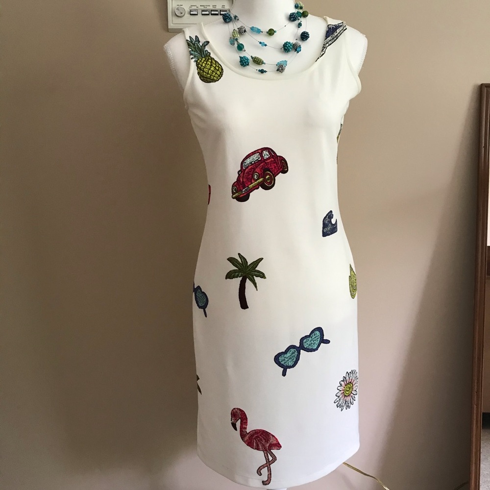 Nicole Miller White Embroidered Patch Shift Dress